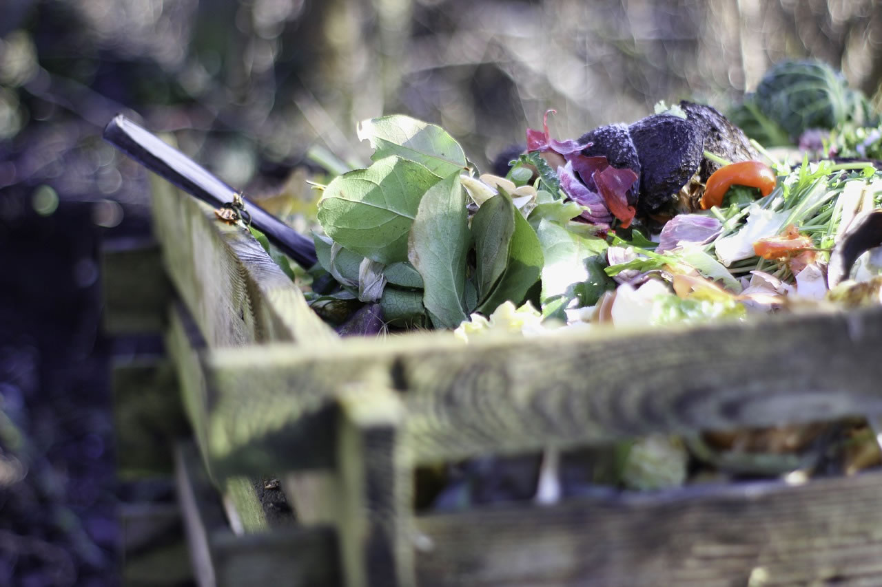 Simple Guide to Bokashi Composting:image Bokashi-Composting.